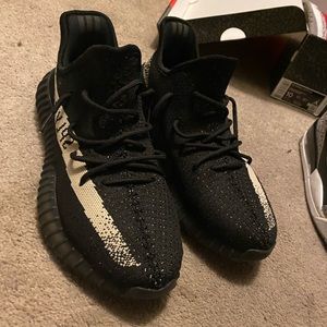 Yeezy 350 Oreos size 9 1/2 no box